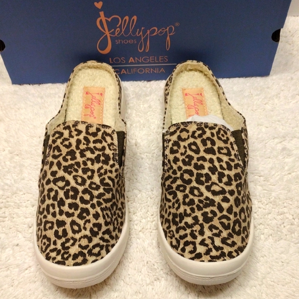 Jellypop Comfort Fit Aurelia Leopard Canvas Slip-On 10M JOXNCA